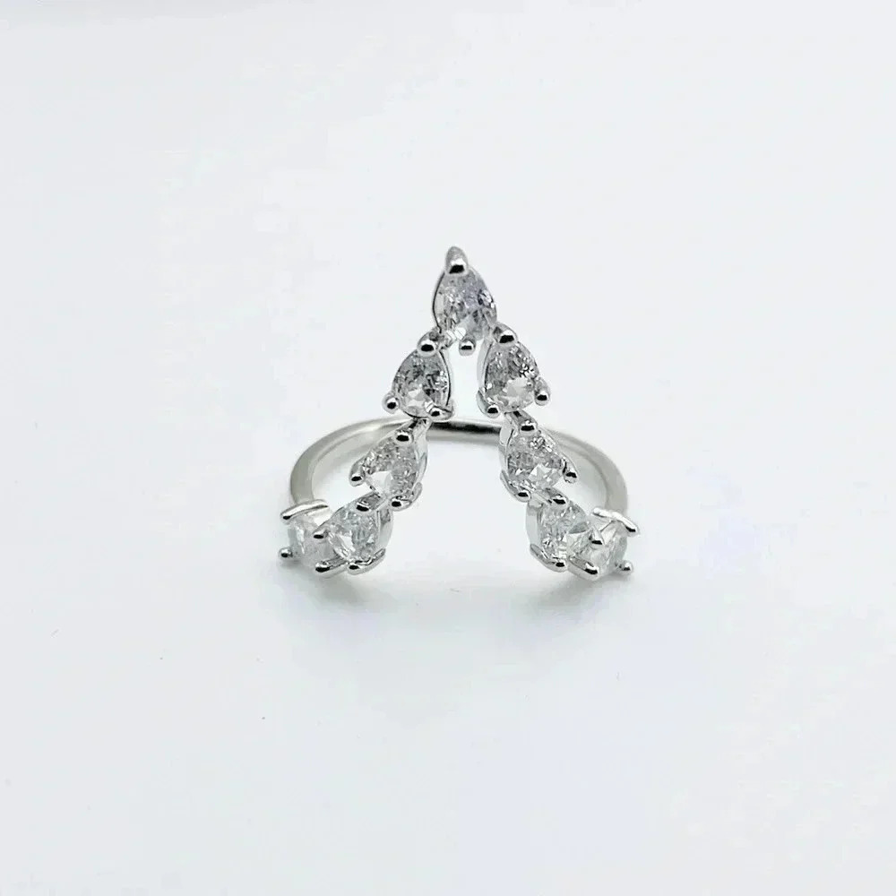 CRYSTAL Ring - Picture 3 of 4